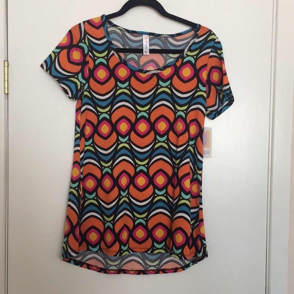 XS LuLaRoe Classic Tee H02 02‎